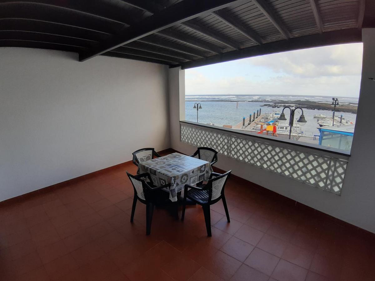 Orzola Frente Al Mar Apartment Luaran gambar